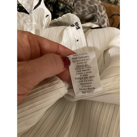 Roar Mens Embroidered Western Shirt Size Large Western Rodeo White Black Striped - Picture 13 of 13